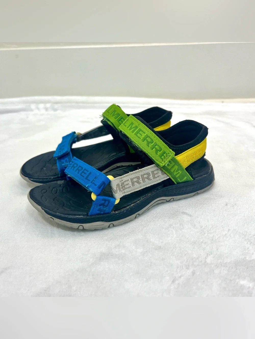 Merrell colorful sandals